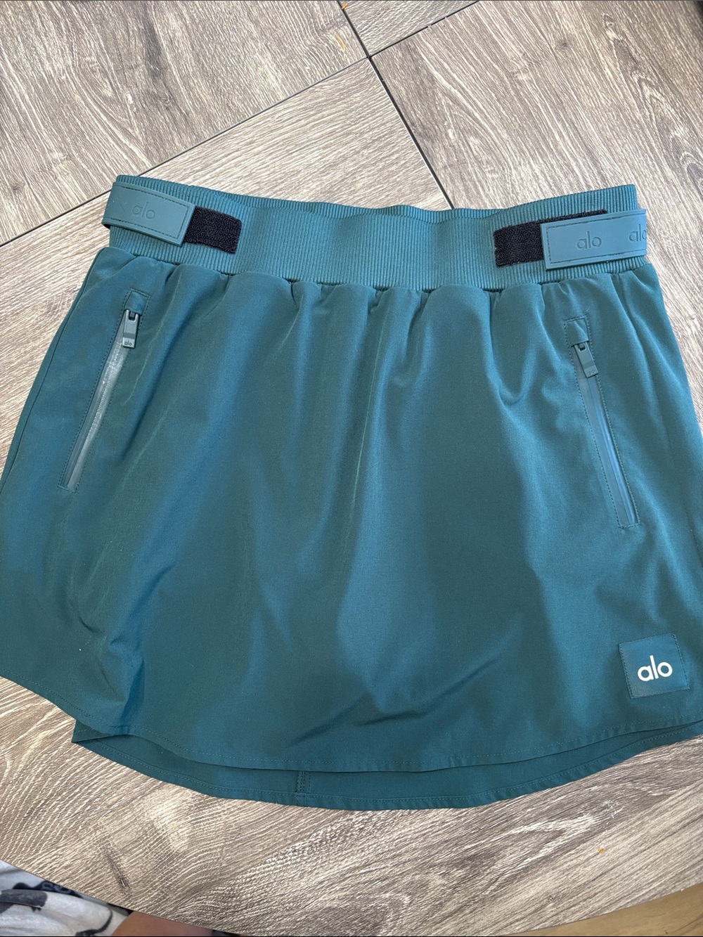 ALO Yoga Teal Mini Skirt with Zip Pockets